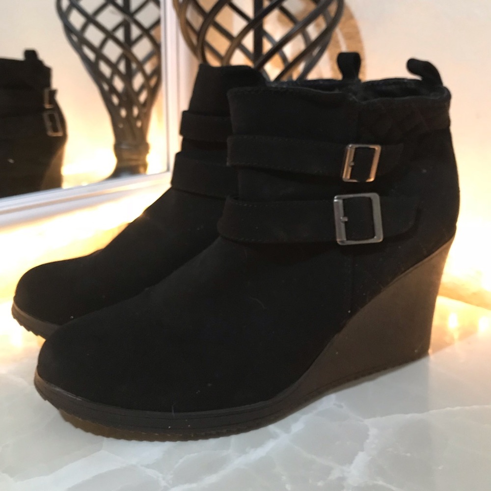 Wedge heels